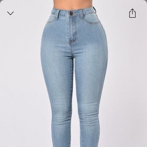 NWOT FashionNova Klum Jeans